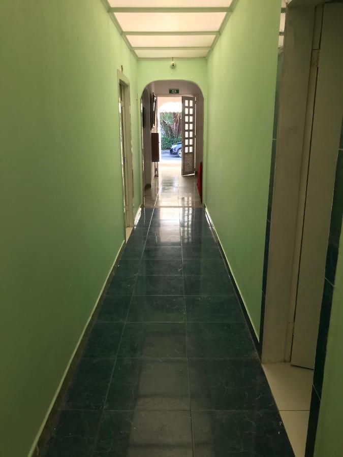 Hotel Tita's Airport