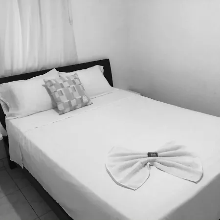 Hotel Tita's Airport 4*