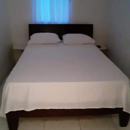 Tita's Airport Hotel