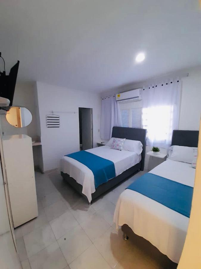 Hotel Tita's Airport